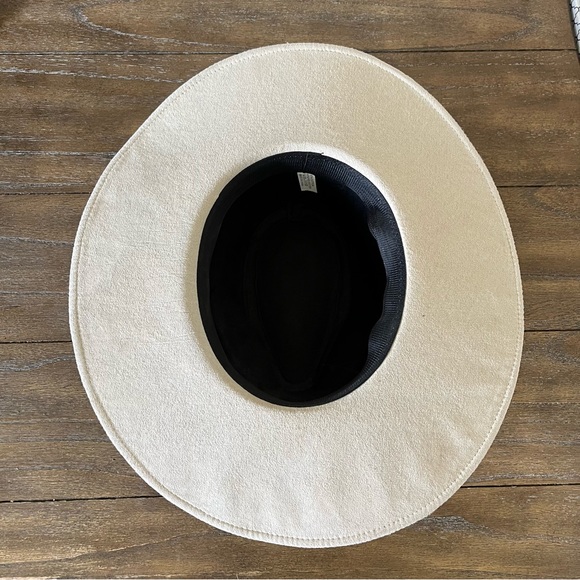 Cream Hat - Picture 2 of 3